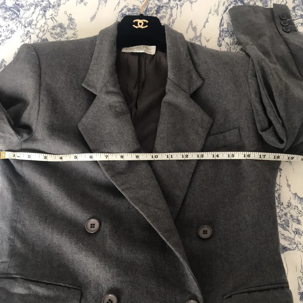 Dior Gray Blazer - Picture 6 of 12